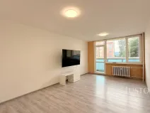 Pronájem bytu 1+1, Liberec, Nad Školou, 34 m2