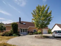 Prodej rodinného domu, Luženičky, 300 m2