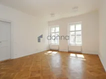 Pronájem bytu 3+1, Praha, Rumunská, 118 m2