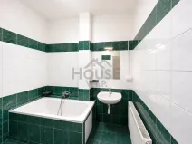 Prodej bytu 3+kk, Praha - Libeň, Pod Labuťkou, 63 m2
