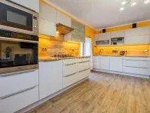 Prodej rodinného domu, Mořina, 320 m2