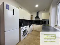 Prodej bytu 3+1, Karlovy Vary, Sokolovská, 66 m2