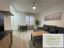 Prodej bytu 3+1, Karlovy Vary, Sokolovská, 66 m2