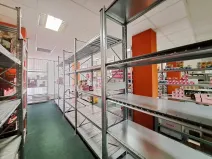 Pronájem skladu, Zlín, Masarykova, 180 m2