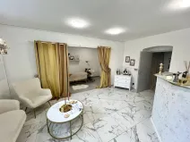 Pronájem obchodního prostoru, Mariánské Lázně, Hlavní třída, 60 m2