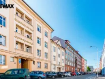 Pronájem bytu 2+kk, Hradec Králové, Škroupova, 56 m2