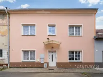Prodej rodinného domu, Chlumec, Holubova, 241 m2