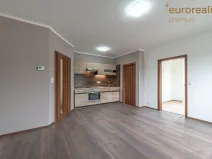 Prodej bytu 2+kk, Tachov, Na Třešňovce, 37 m2