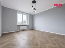 Prodej bytu 3+1, Bukovany, 84 m2