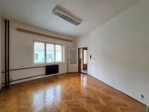 Prodej rodinného domu, Holasice, 182 m2