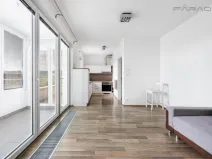 Pronájem bytu 1+kk, Praha - Holešovice, V háji, 31 m2
