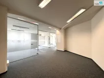 Pronájem kanceláře, Praha - Vysočany, Kolbenova, 91 m2