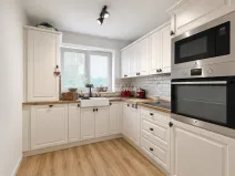 Prodej bytu 2+1, Benešov, Ladova, 65 m2