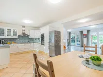 Prodej rodinného domu, Hovorčovice, Rozmarná, 169 m2