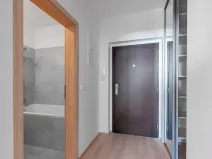Pronájem bytu 1+kk, Praha - Vysočany, Svatošových, 32 m2
