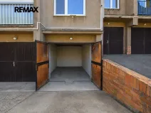 Pronájem garáže, Praha - Hlubočepy, Slivenecká, 14 m2