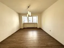 Pronájem bytu 1+1, Hulín, nám. Míru, 45 m2