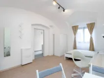 Pronájem bytu 1+kk, Praha - Libeň, Kolčavka, 30 m2