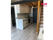 Pronájem atypického bytu, Hradec Králové - Kukleny, Pražská třída, 30 m2