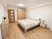 Pronájem bytu 2+1, Praha - Strašnice, Věšínova, 68 m2