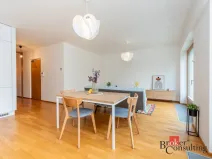 Pronájem bytu 3+kk, Praha - Karlín, Za Karlínským přístavem, 89 m2