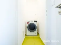 Pronájem bytu 2+1, Praha - Vršovice, Kubánské náměstí, 58 m2