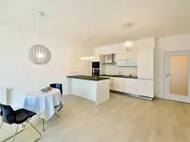 Pronájem bytu 3+kk, Praha - Karlín, U Mlýnského kanálu, 82 m2