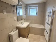 Pronájem bytu 2+1, Kladno, Petrohradská, 50 m2