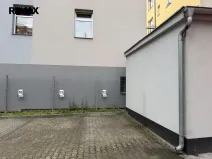 Pronájem garážového stání, Karlovy Vary, Moskevská, 13 m2