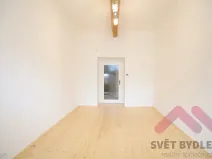 Pronájem bytu 1+kk, Praha - Vršovice, Slovinská, 29 m2