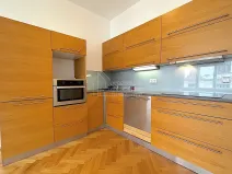 Pronájem bytu 2+kk, Praha - Holešovice, Dobrovského, 44 m2