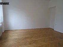 Prodej bytu 1+kk, Hradec Králové, Labská kotlina, 30 m2
