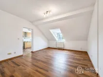 Pronájem bytu 2+1, Sokolov, nábřeží Petra Bezruče, 64 m2