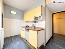 Prodej bytu 2+1, Karlovy Vary, Sládkova, 55 m2