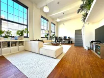 Pronájem atypického bytu, Praha - Smíchov, Křížová, 100 m2