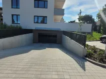 Pronájem garážového stání, Hradec Králové, Odlehlá, 14 m2