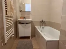 Pronájem bytu 2+kk, Praha - Strašnice, Věšínova, 60 m2