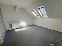 Pronájem bytu 1+1, Hodonín, Jarošova, 35 m2