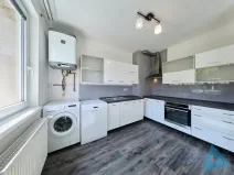 Prodej bytu 3+1, Pecka - Bělá u Pecky, 80 m2