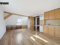 Prodej bytu 1+kk, Karlovy Vary, Plzeňská, 23 m2