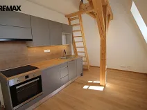 Pronájem bytu 1+kk, Chrastava, náměstí 1. máje, 30 m2