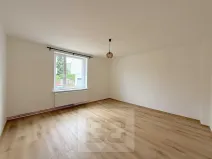 Pronájem rodinného domu, Praha - Kobylisy, Líbeznická, 170 m2