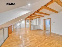Pronájem bytu 2+kk, Poděbrady, Riegrovo náměstí, 99 m2