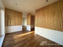 Pronájem obchodního prostoru, Zlín, Dlouhá, 86 m2