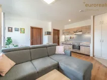 Prodej bytu 2+kk, Tachov, Na Třešňovce, 37 m2