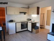 Pronájem bytu 2+kk, Hradec Králové - Nový Hradec Králové, Domečkova, 37 m2