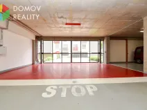 Pronájem garážového stání, Beroun, Nepilova, 12 m2