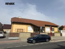 Pronájem skladu, Kladno, Doberská, 327 m2