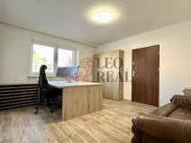 Pronájem kanceláře, Uherské Hradiště - Mařatice, 1. máje, 22 m2