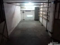 Pronájem garážového stání, Praha - Podolí, Kubištova, 17 m2